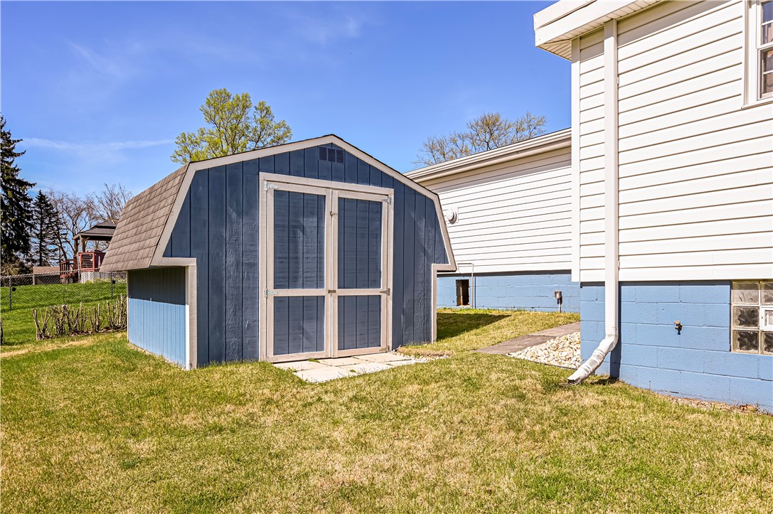 2170 Grandview Avenue