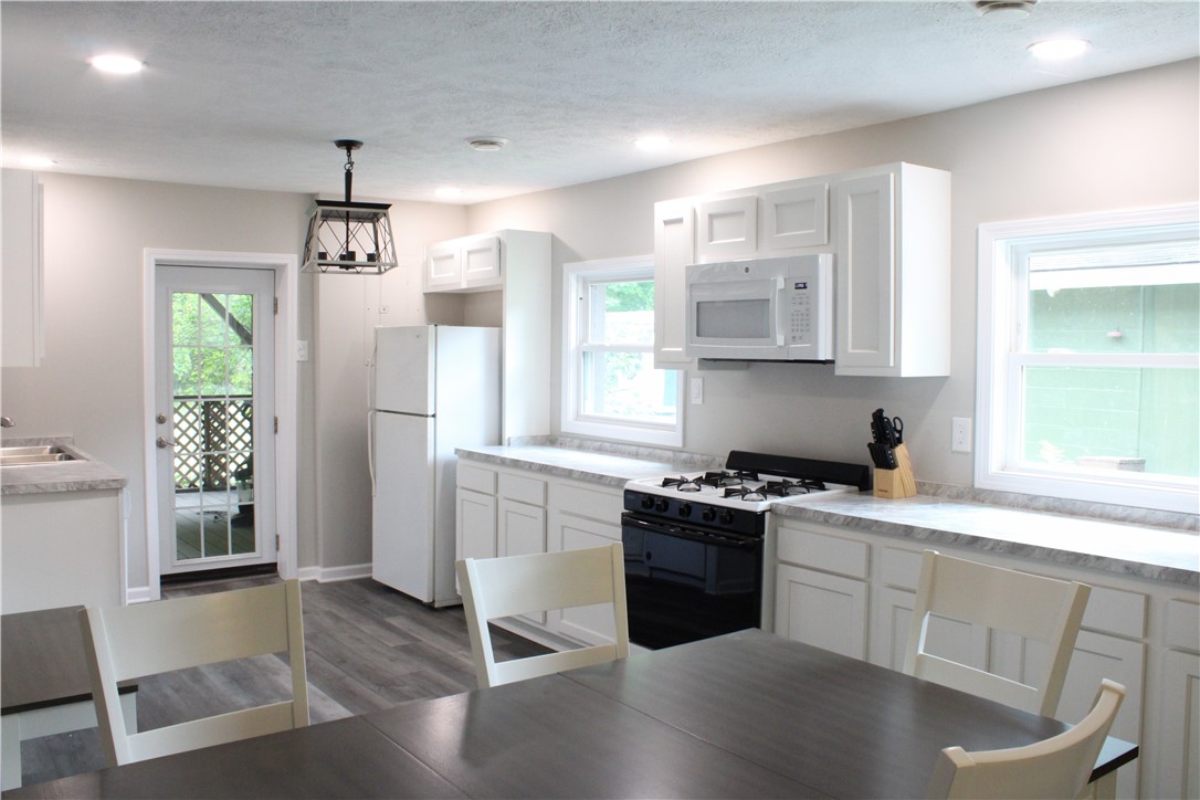 9264 Montgomery Drive