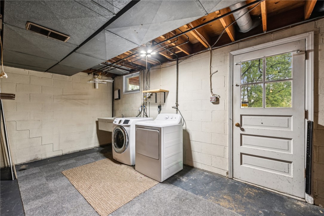 12 Chestnut Hill Drive