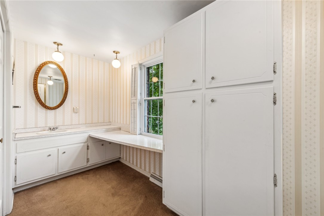 12 Chestnut Hill Drive