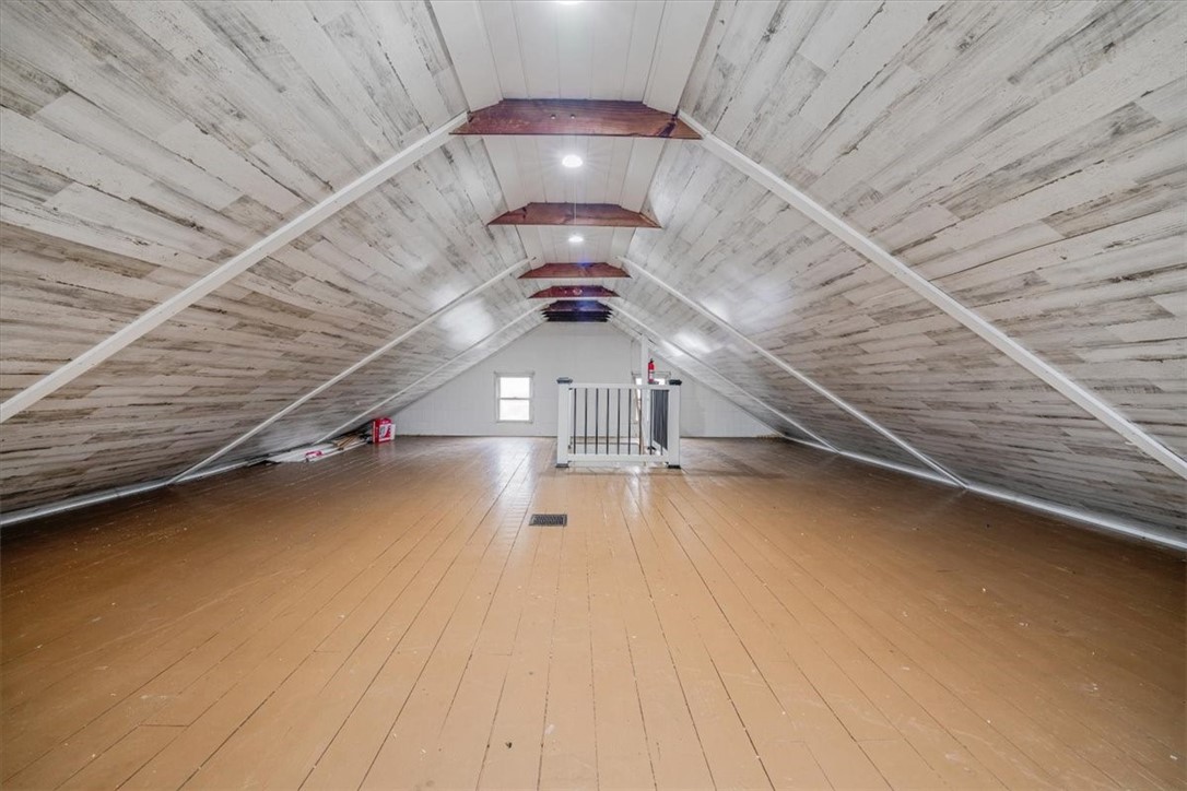 176 Leisenring Vanderbilt Rd