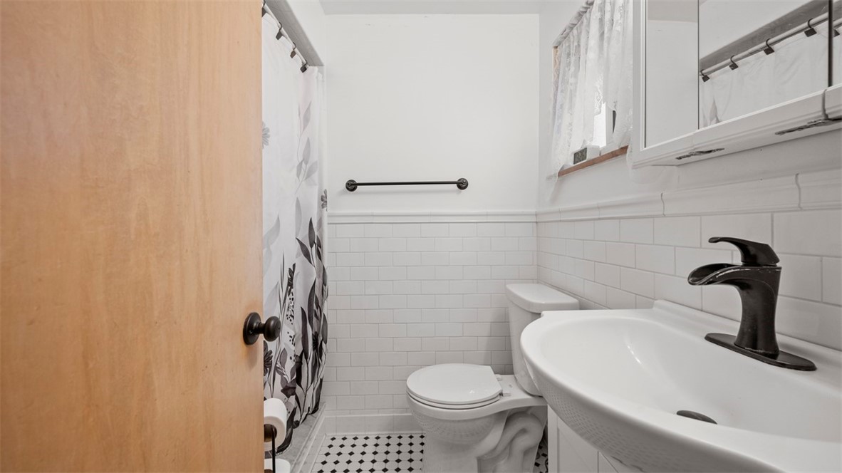 203 Old Leechburg Rd