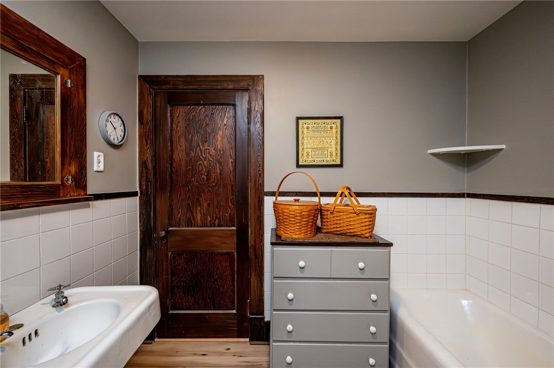 4808 State Route 982