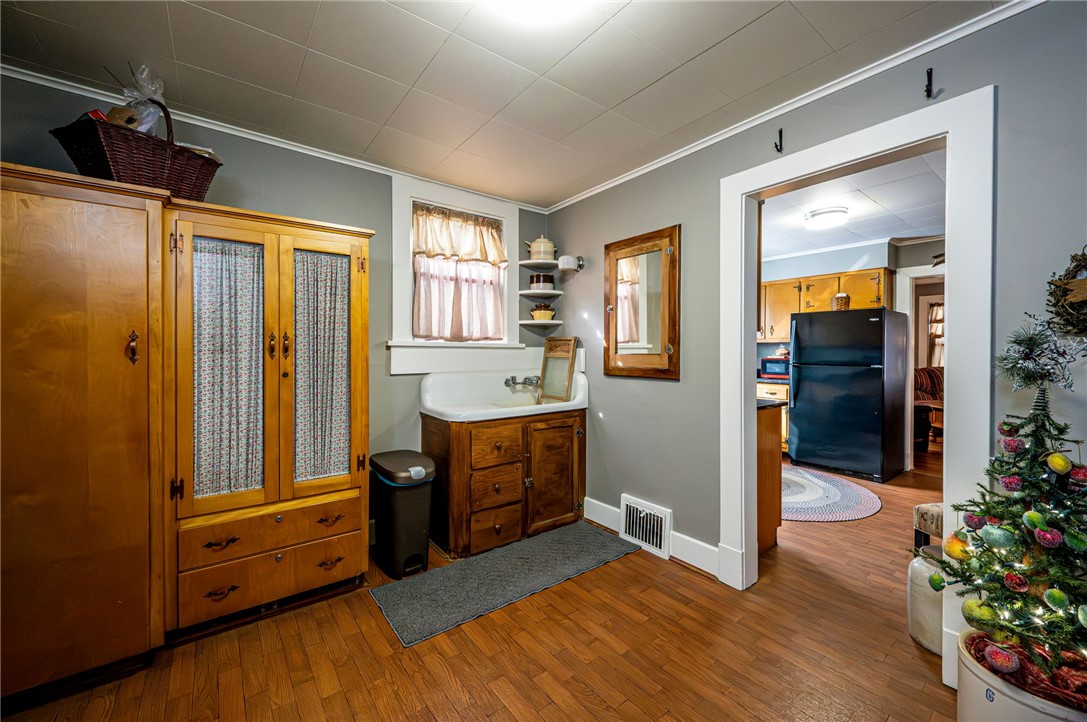 4808 State Route 982