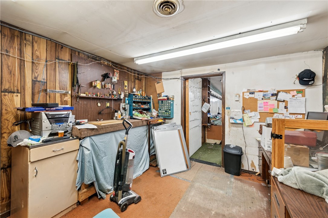 109 Greensburg Street