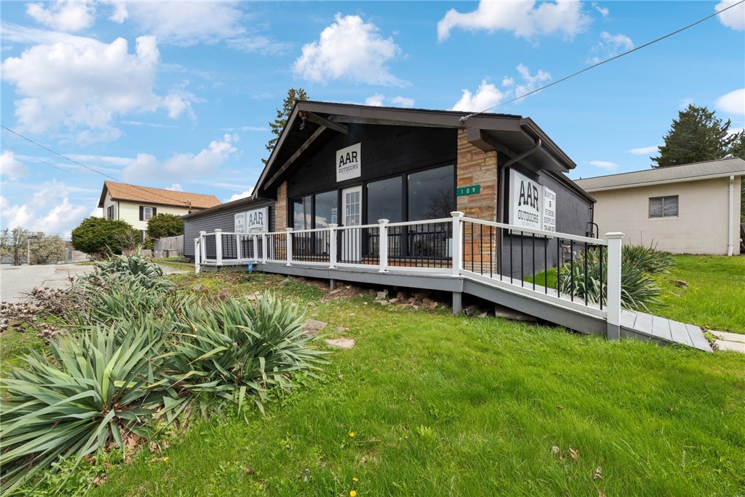 109 Greensburg Street