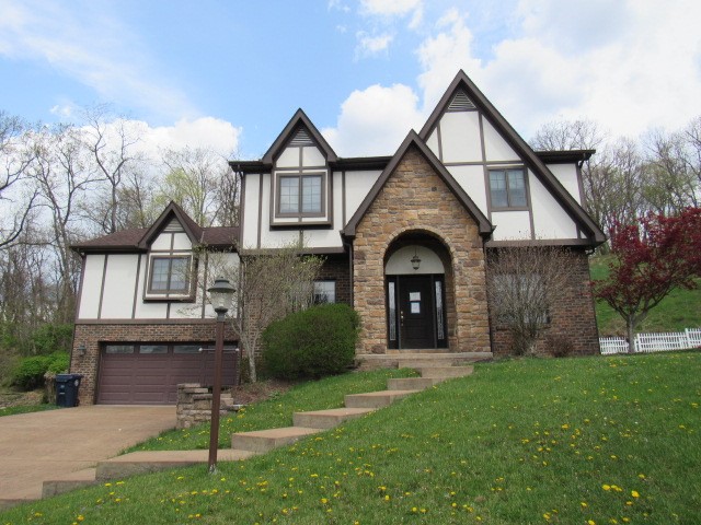 1015 Noble Pine Court