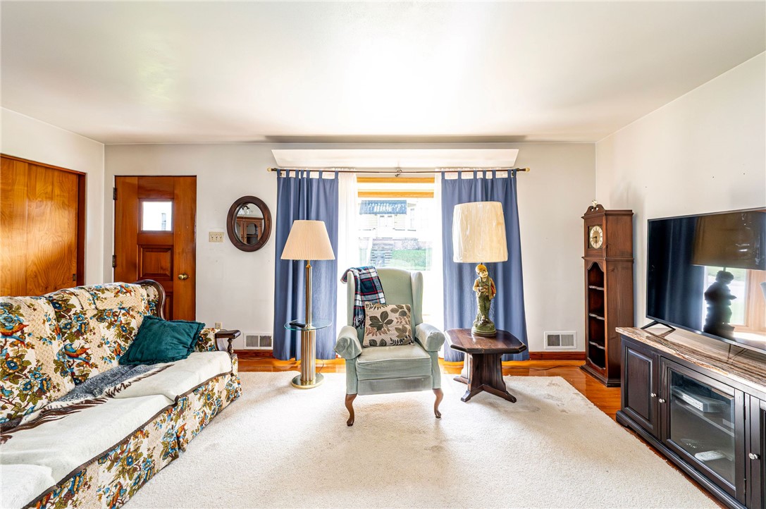 642 Washington Street