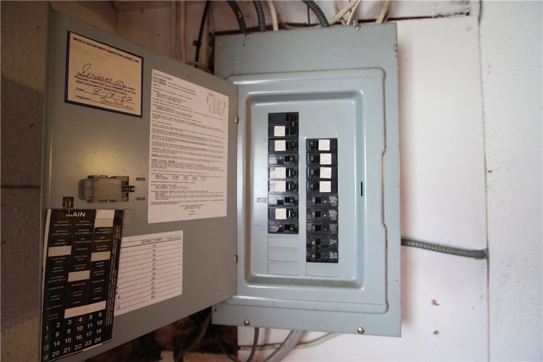 1467 Hayden Boulevard