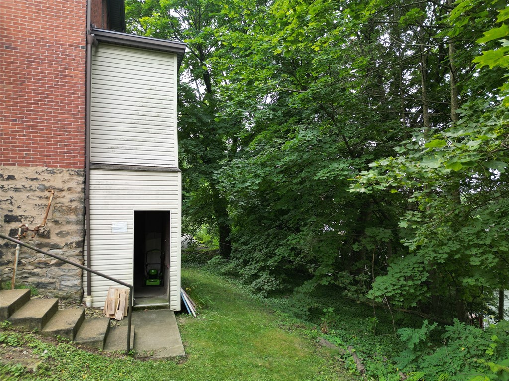 302 N Pennsylvania Ave