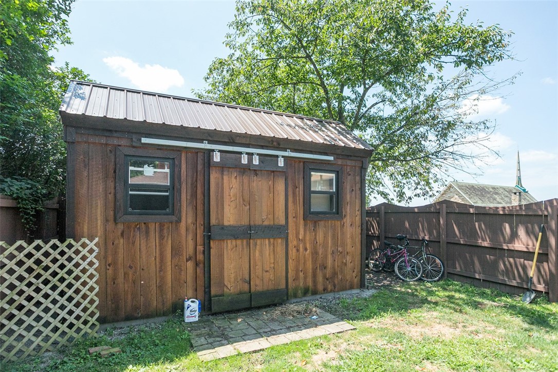 1318 Monongahela Blvd