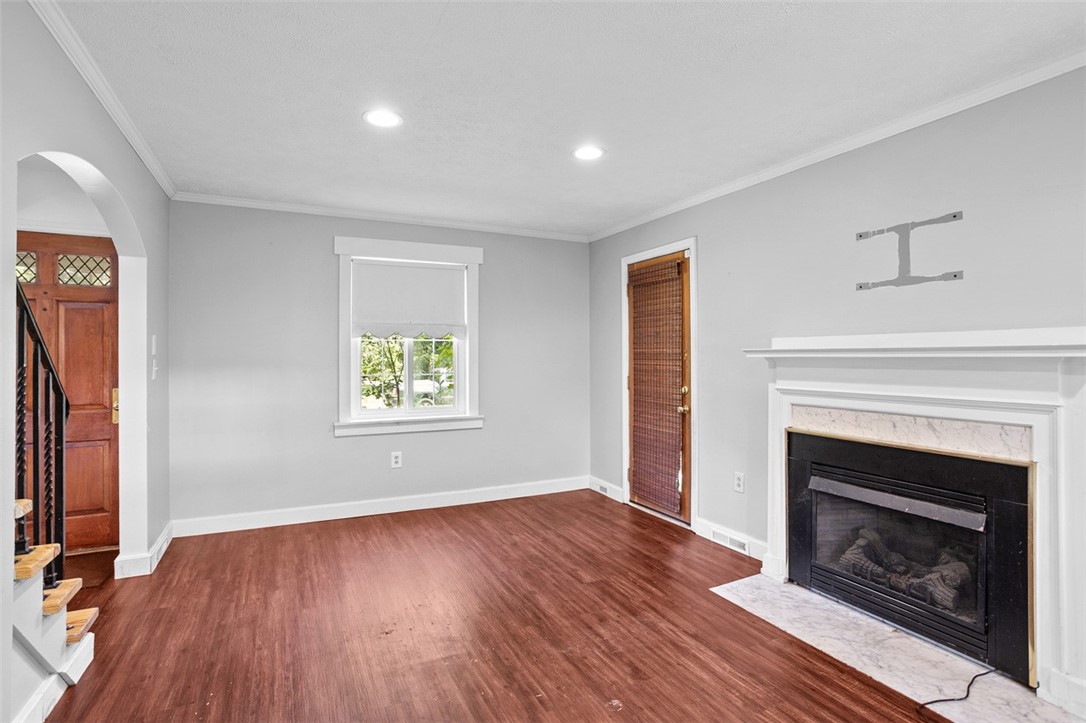 1318 Monongahela Blvd