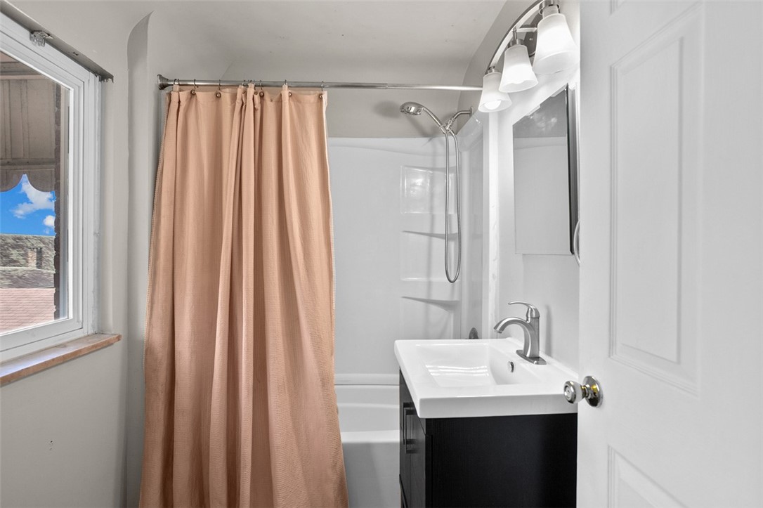 1318 Monongahela Blvd