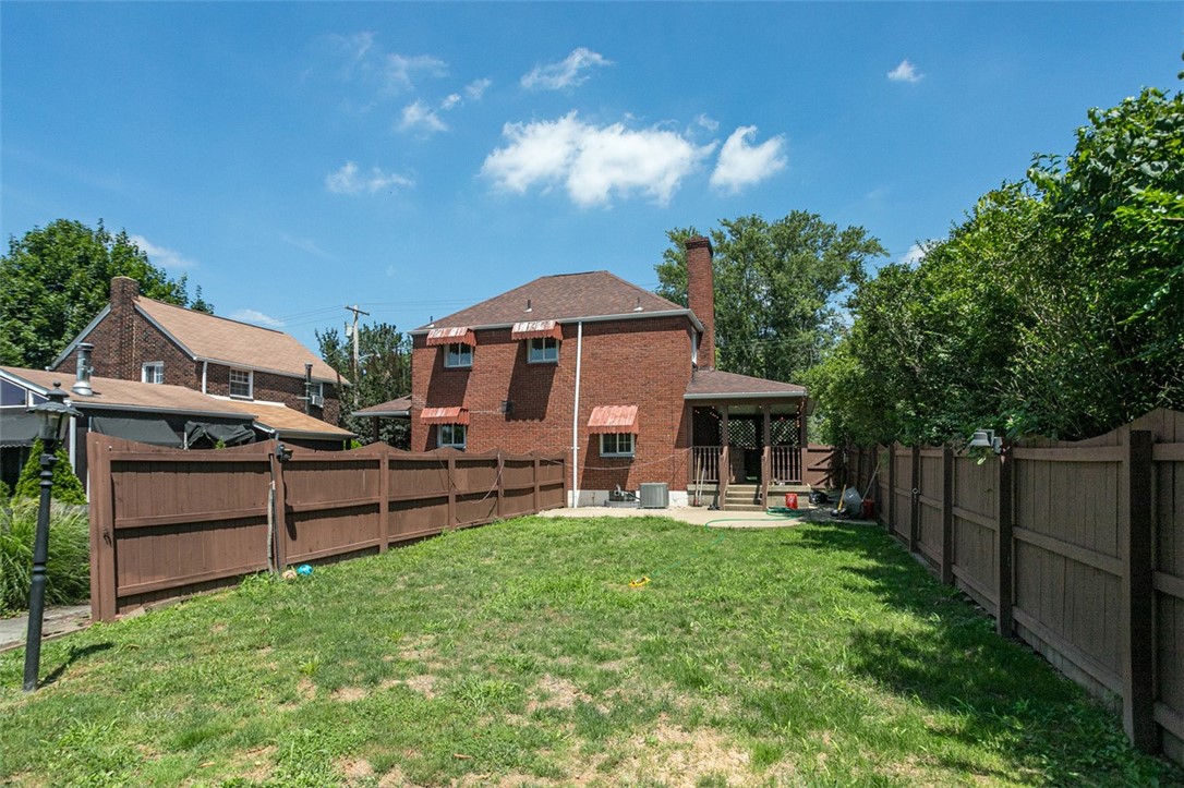 1318 Monongahela Blvd