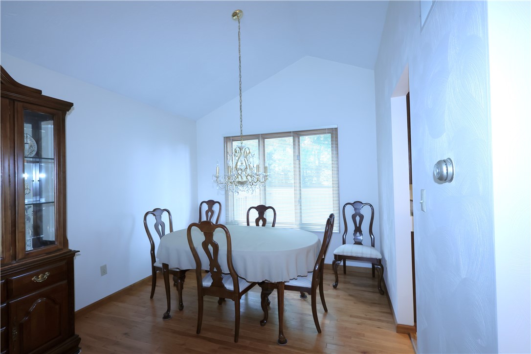 106 Hedgewood Circle