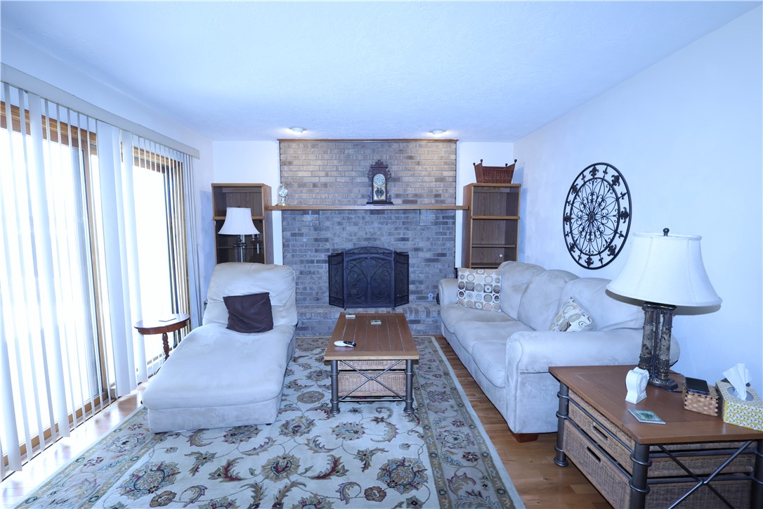 106 Hedgewood Circle