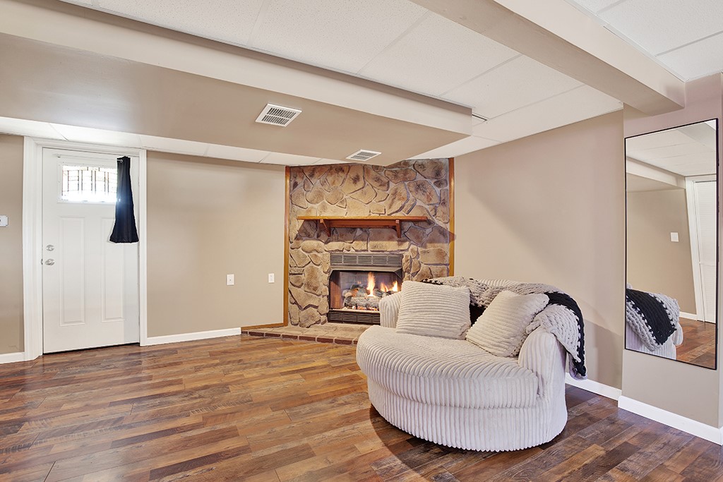 145 Easy St