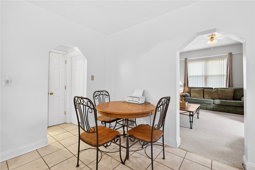 1216/1218 Clark Street