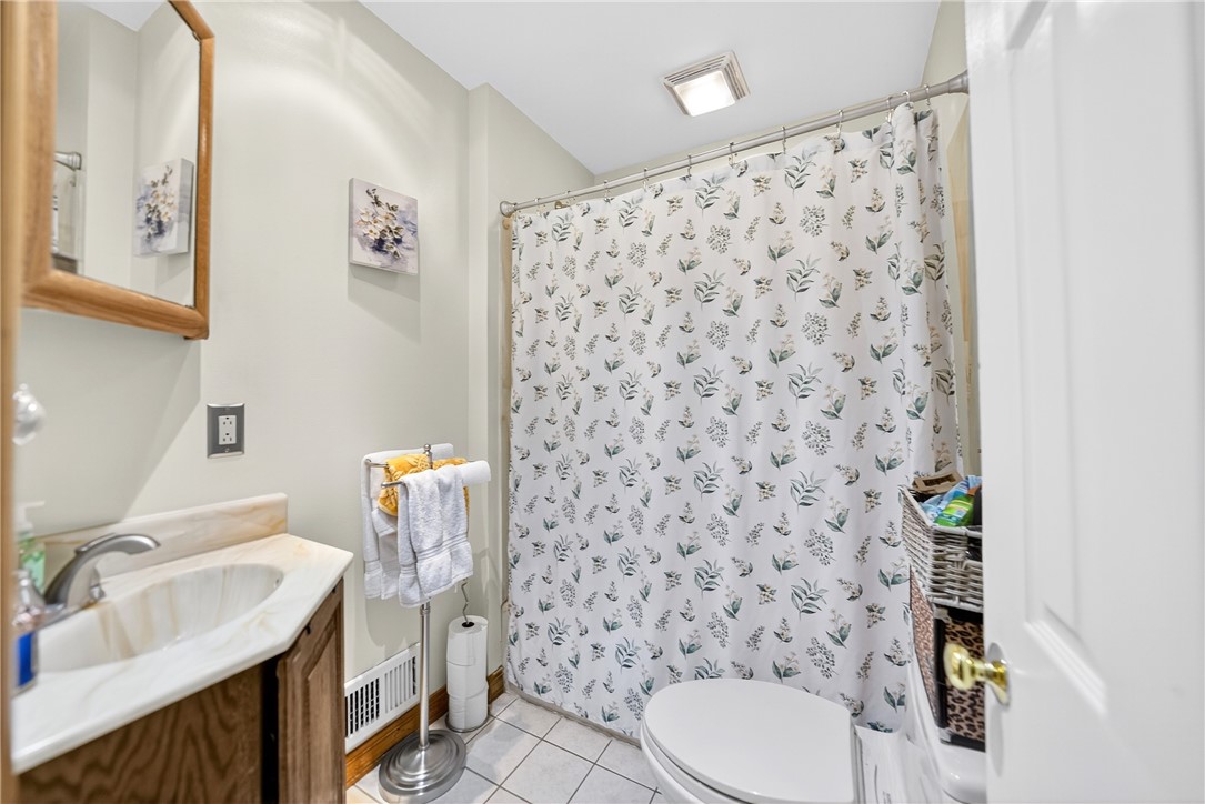 1216/1218 Clark Street