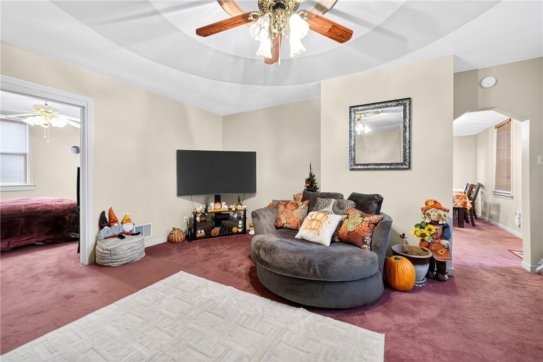 1216/1218 Clark Street