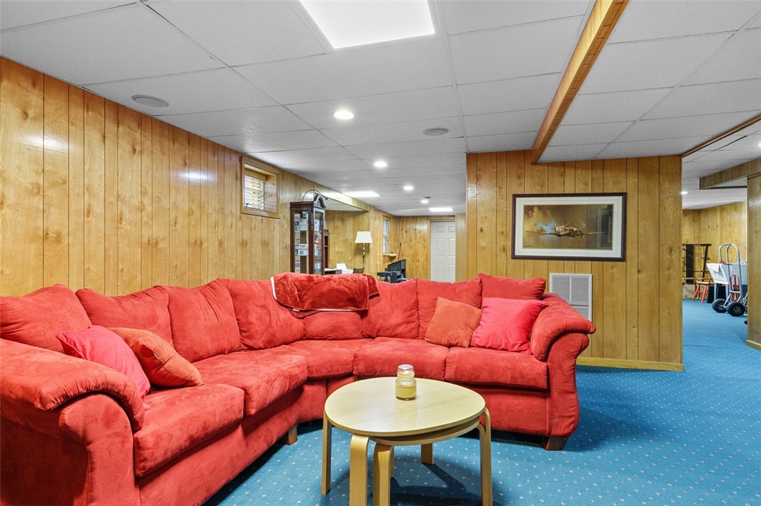 522 Skyline Drive