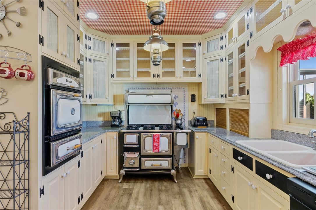 522 Skyline Drive