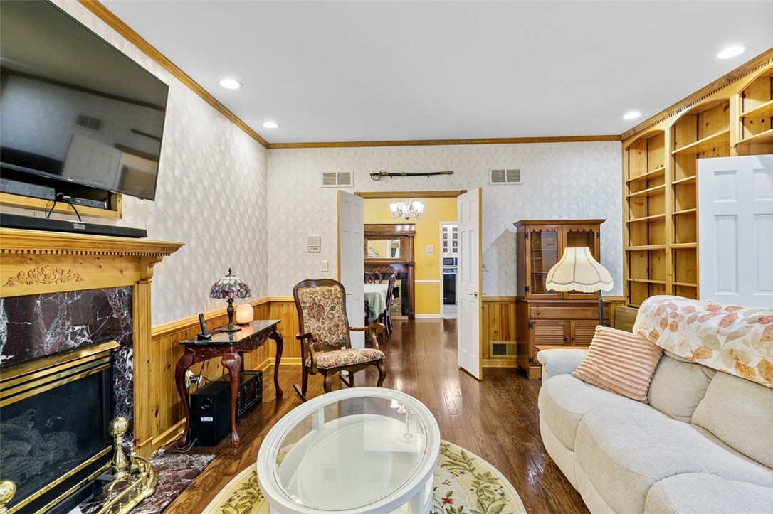 522 Skyline Drive