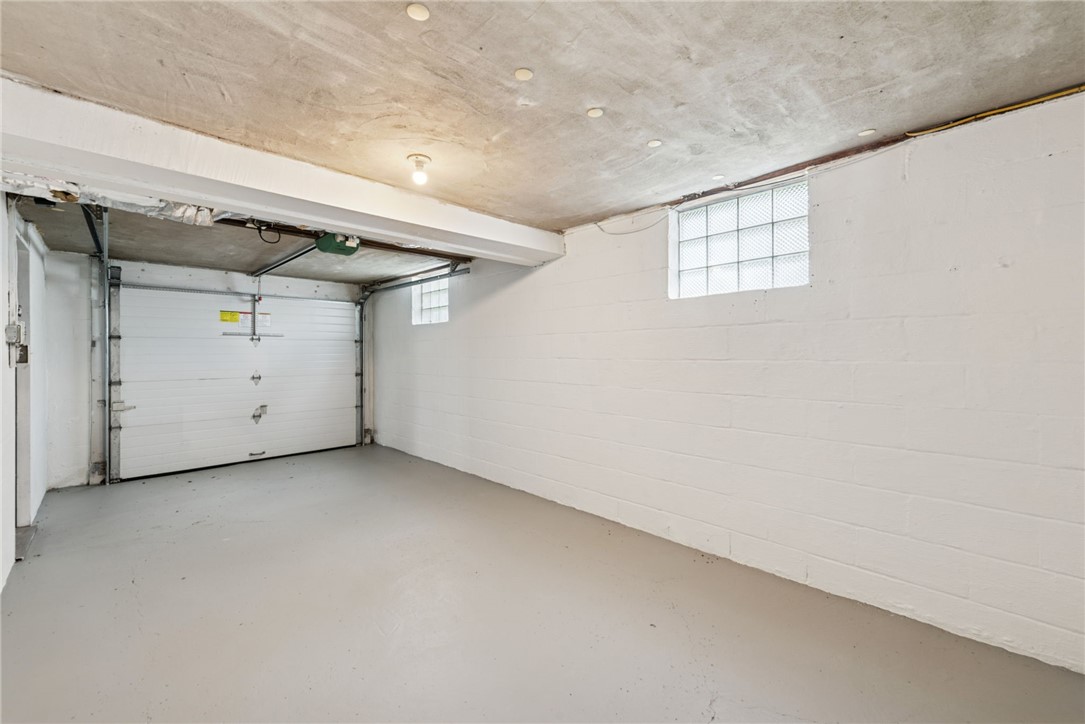 2555 Monroeville Blvd