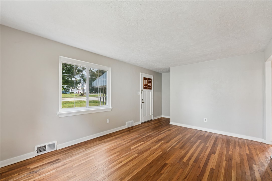 2555 Monroeville Blvd