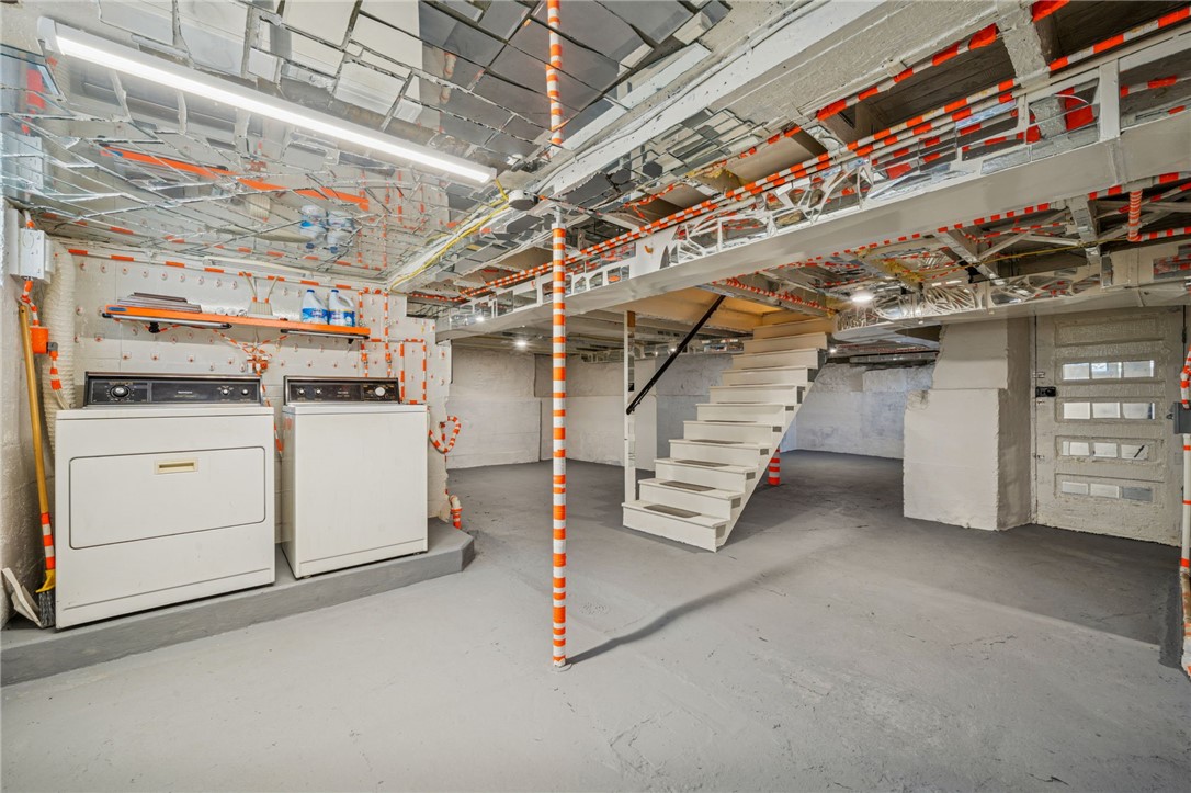 1280 Armstrong Street