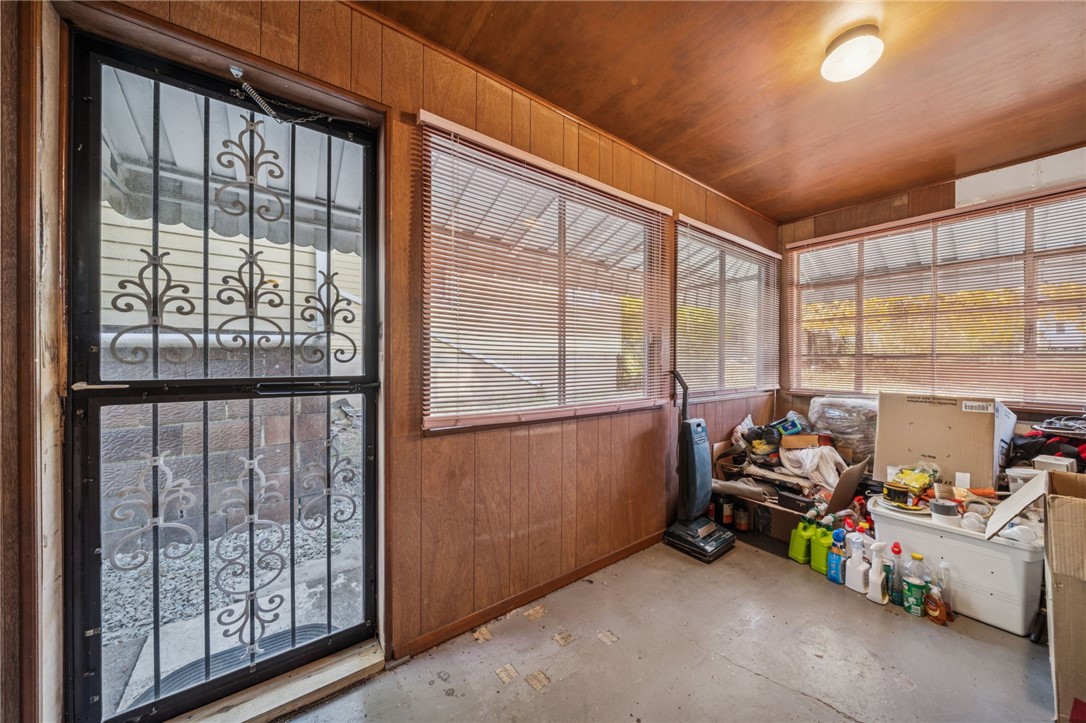 1280 Armstrong Street