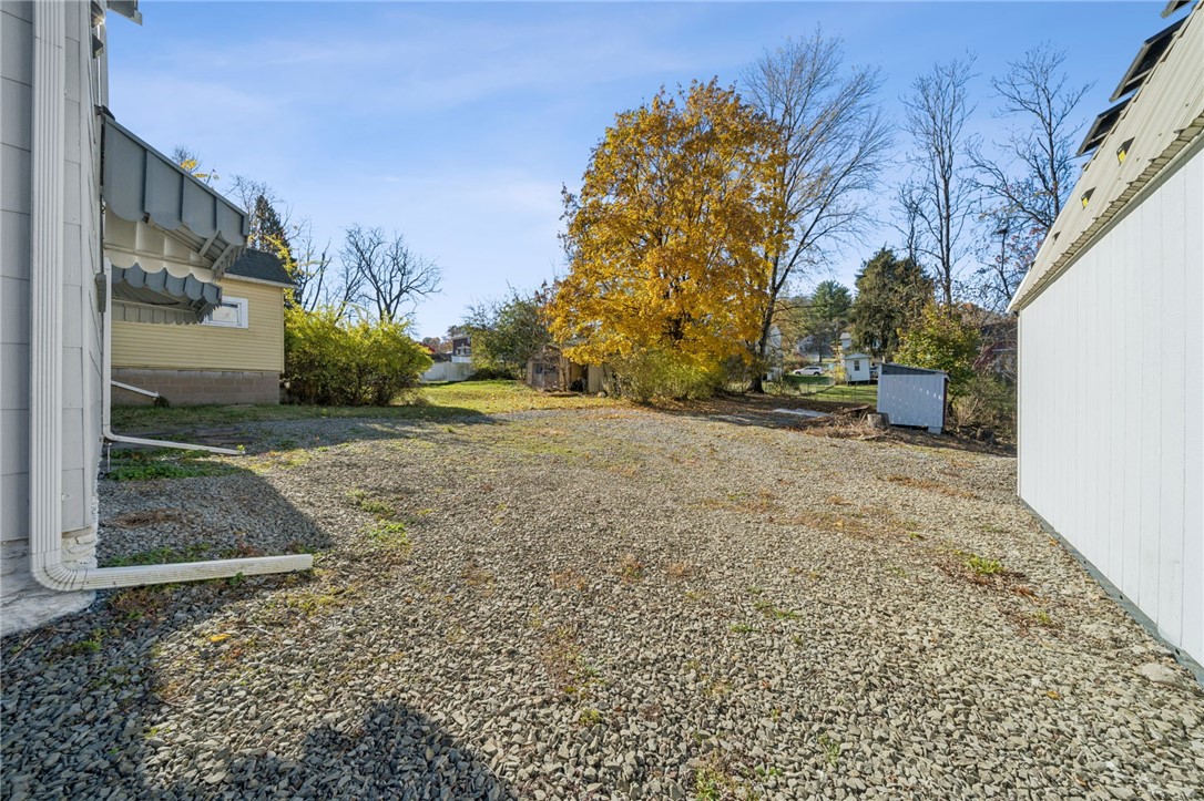 1280 Armstrong Street