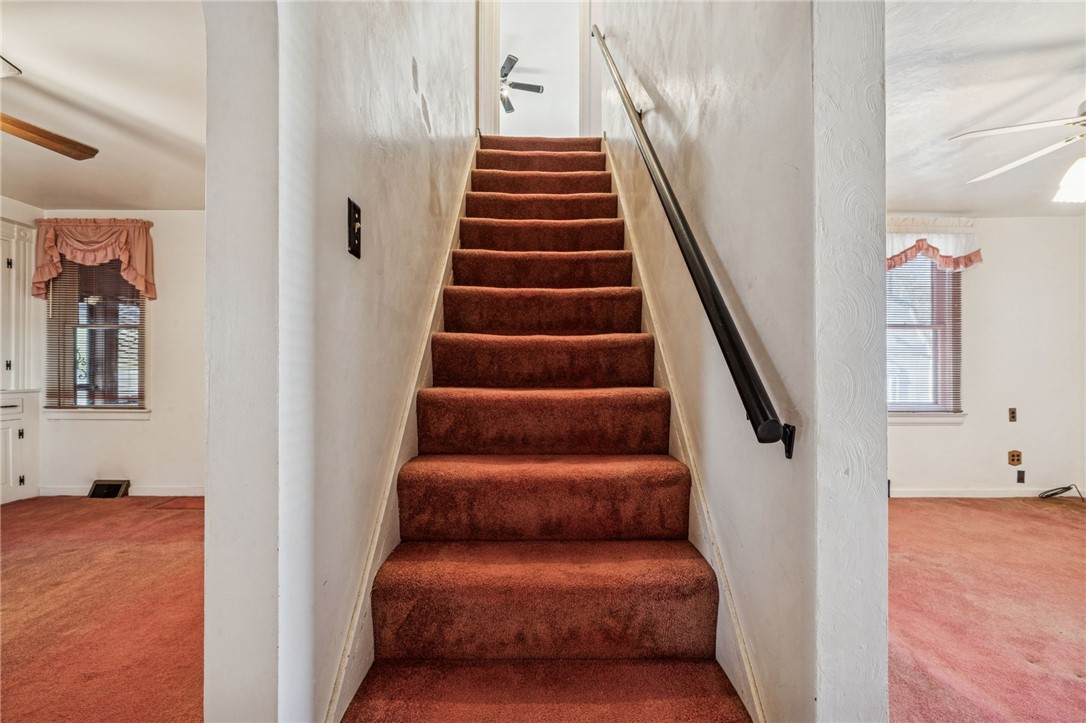 1280 Armstrong Street