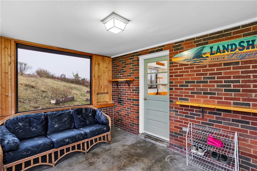 911 QUAKER DR.