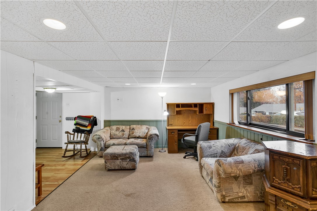 911 QUAKER DR.