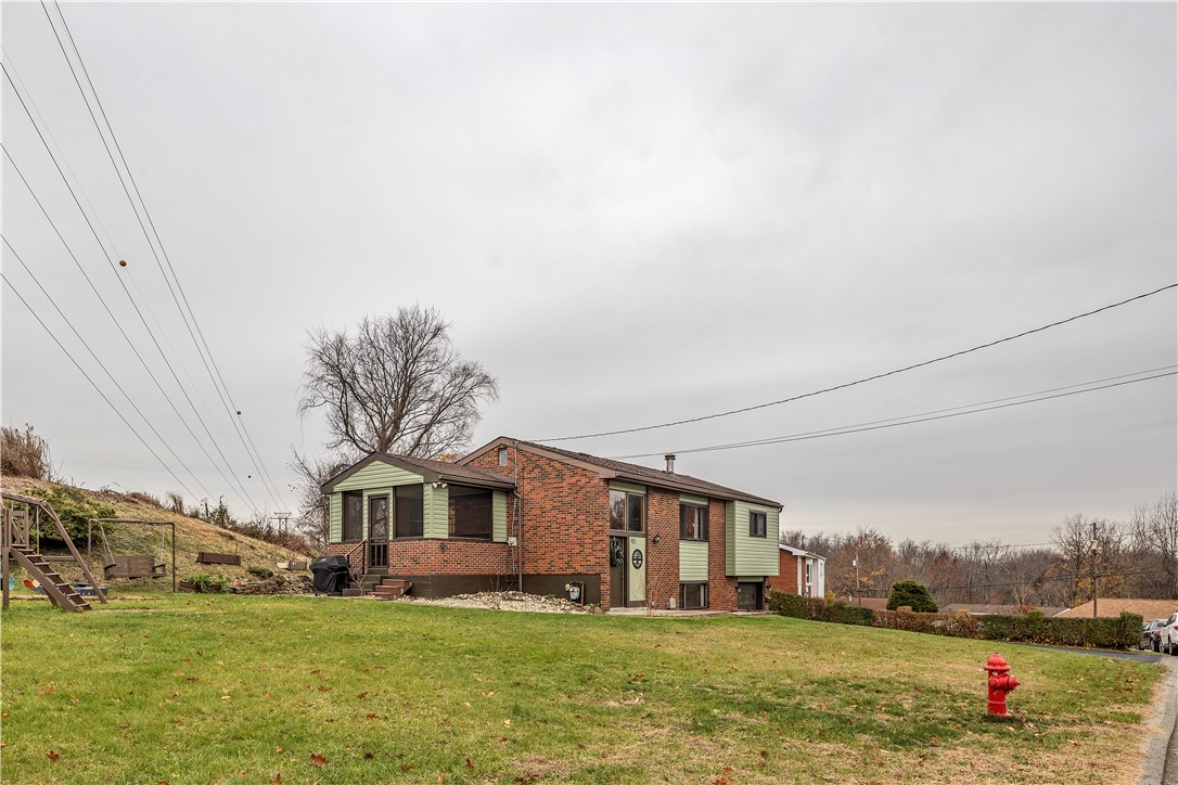 911 QUAKER DR.