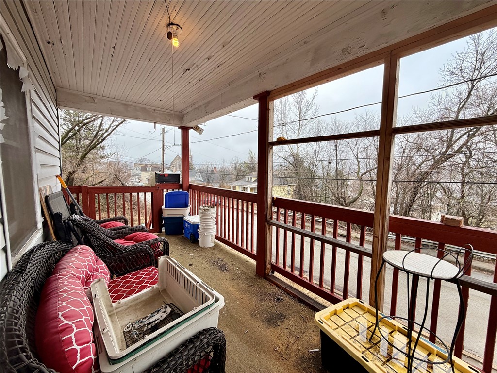801 Cowan Ave