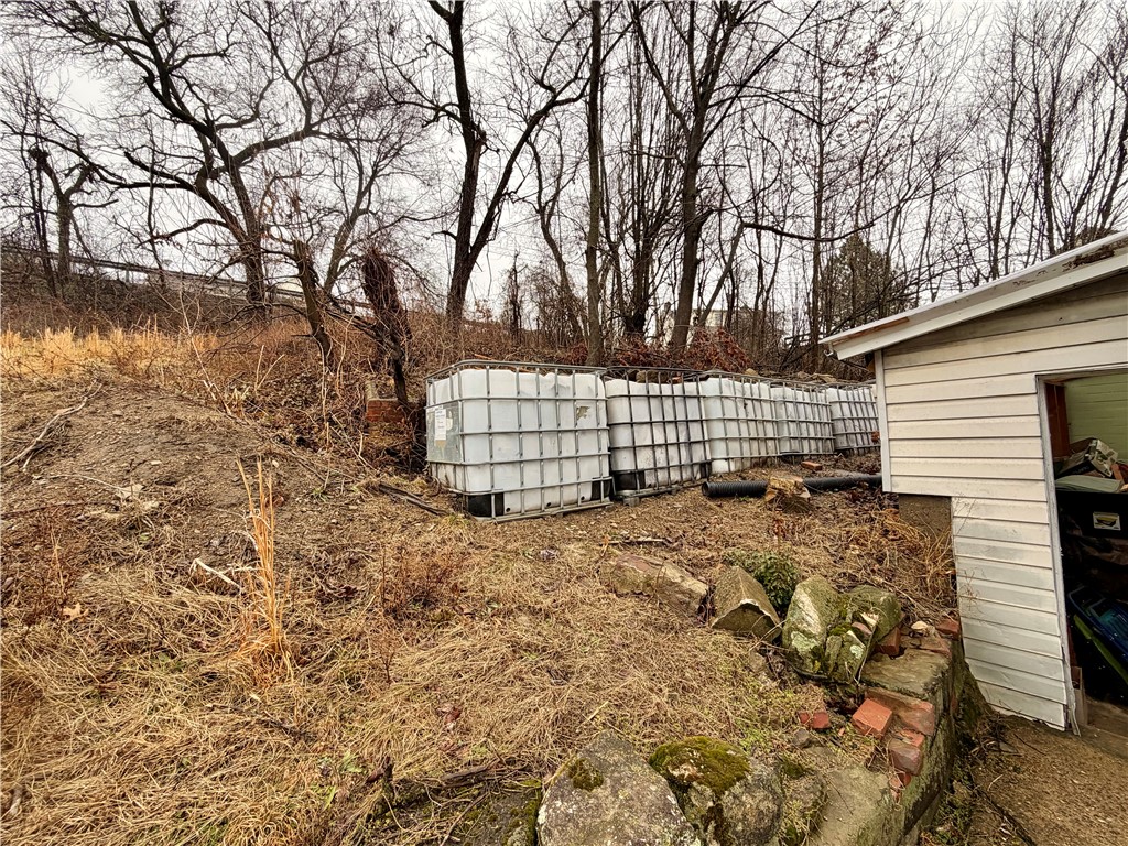 801 Cowan Ave