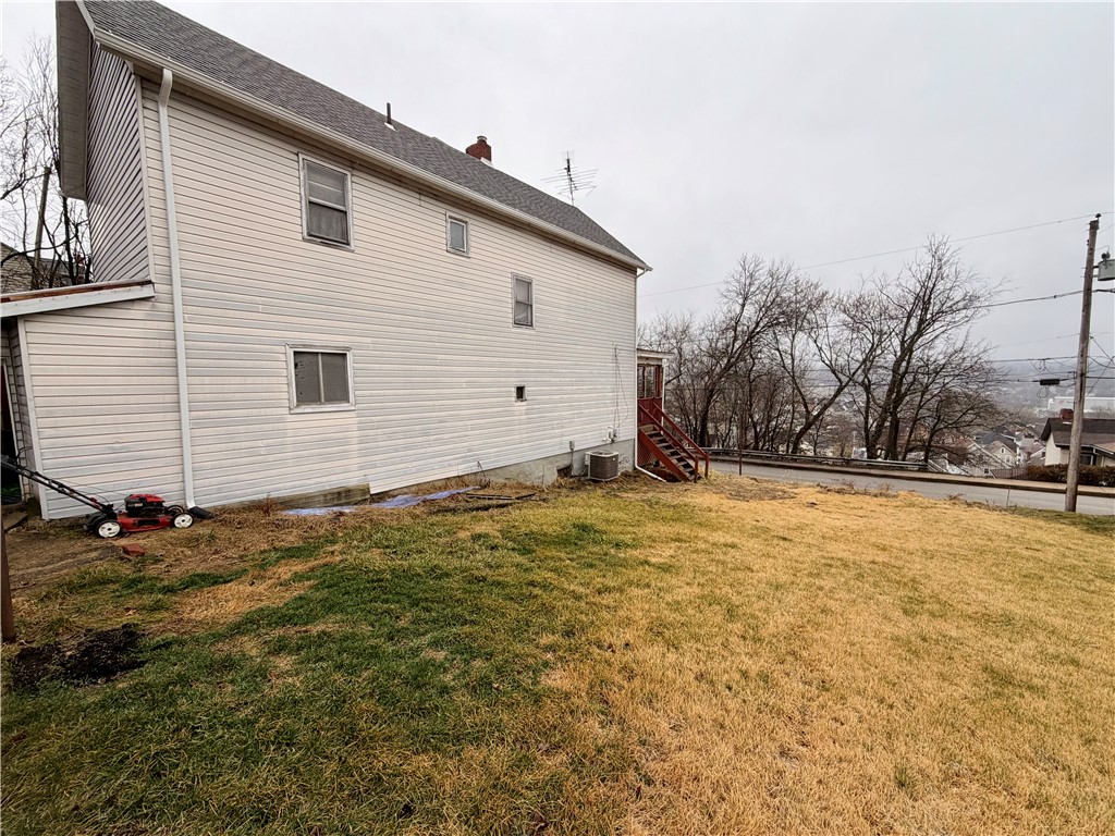 801 Cowan Ave