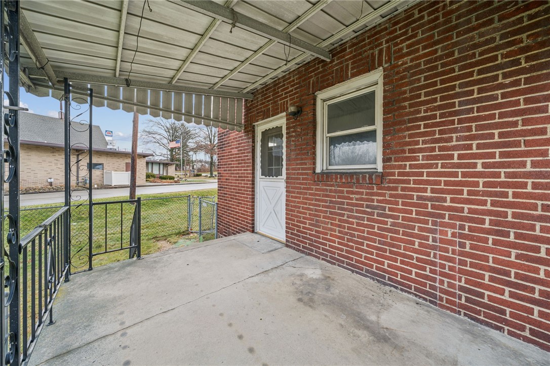 132 W Pennsylvania