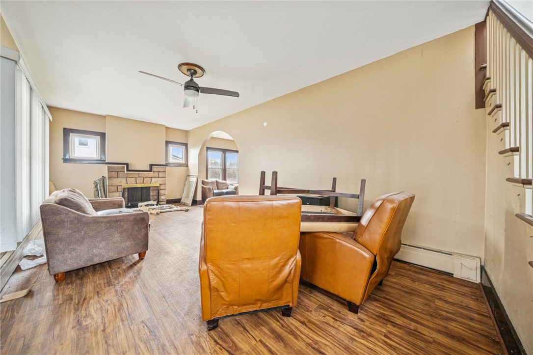 132 W Pennsylvania