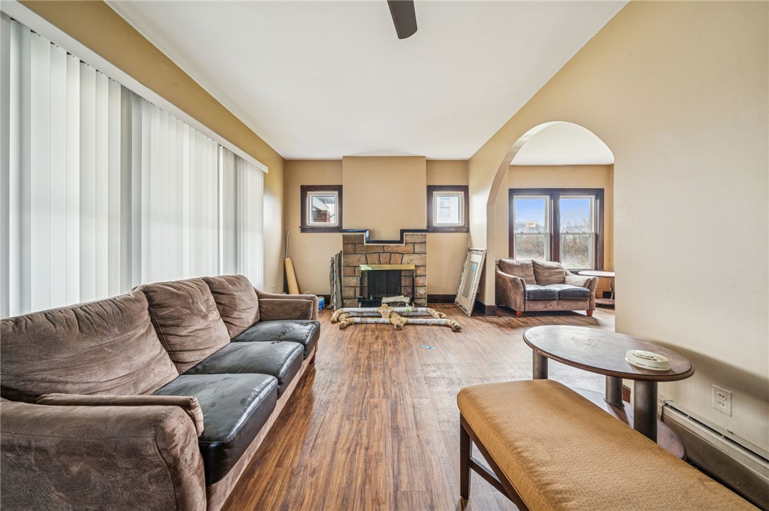 132 W Pennsylvania