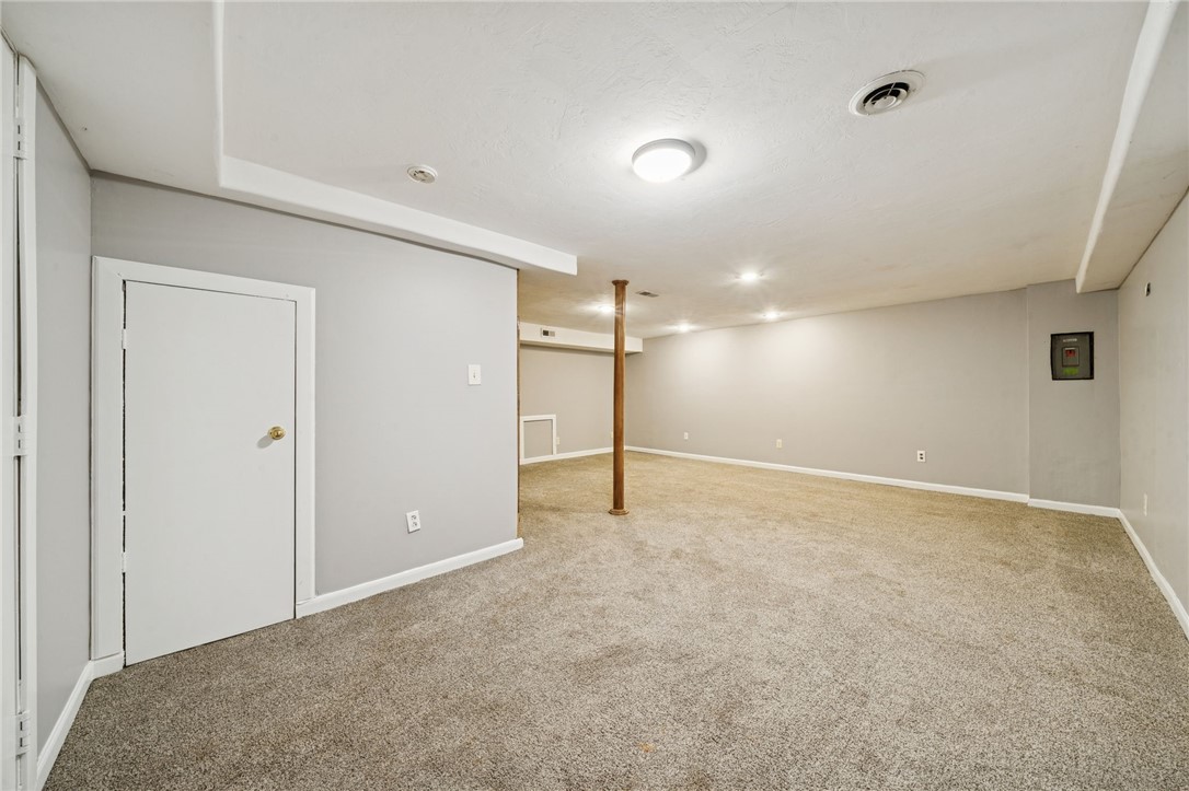 564 Shumaker Dr