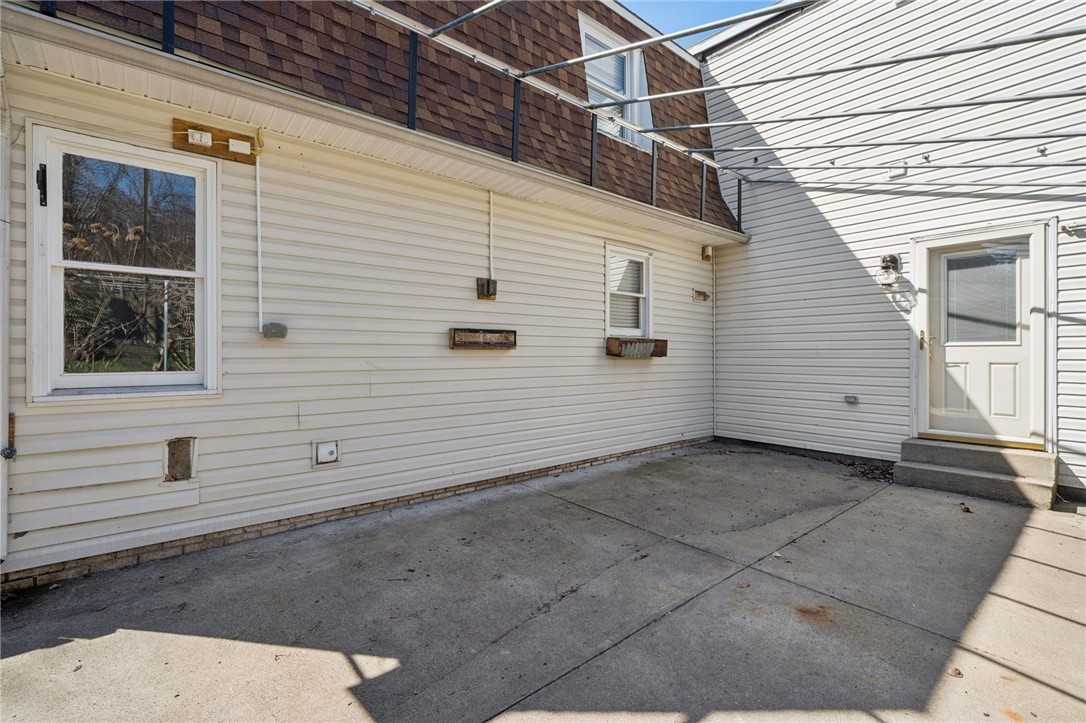 564 Shumaker Dr