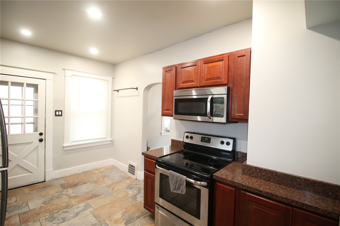 225 Harrison Ave