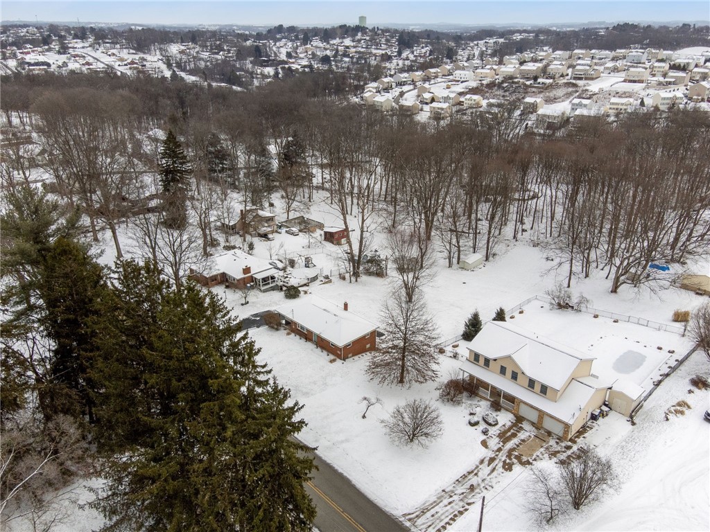 1521 Robbins Station Rd