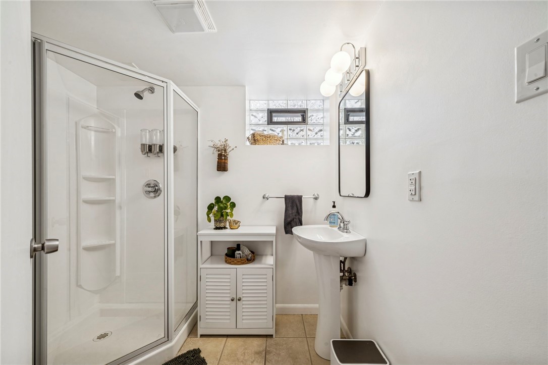 1521 Robbins Station Rd