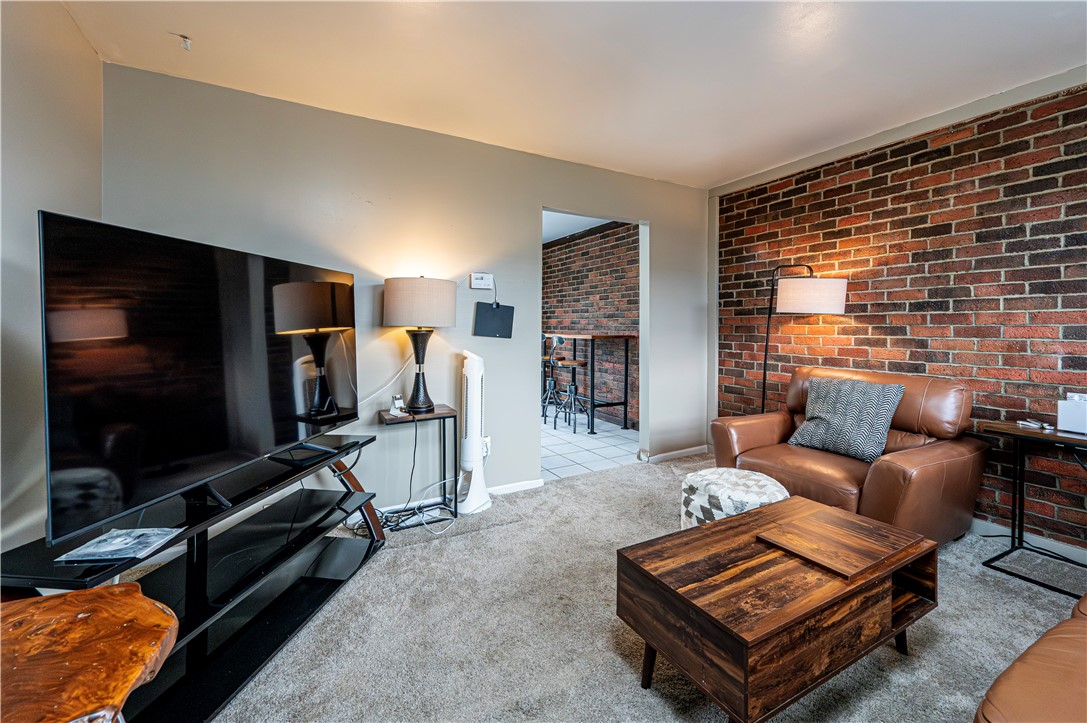 384 Northgate Dr T