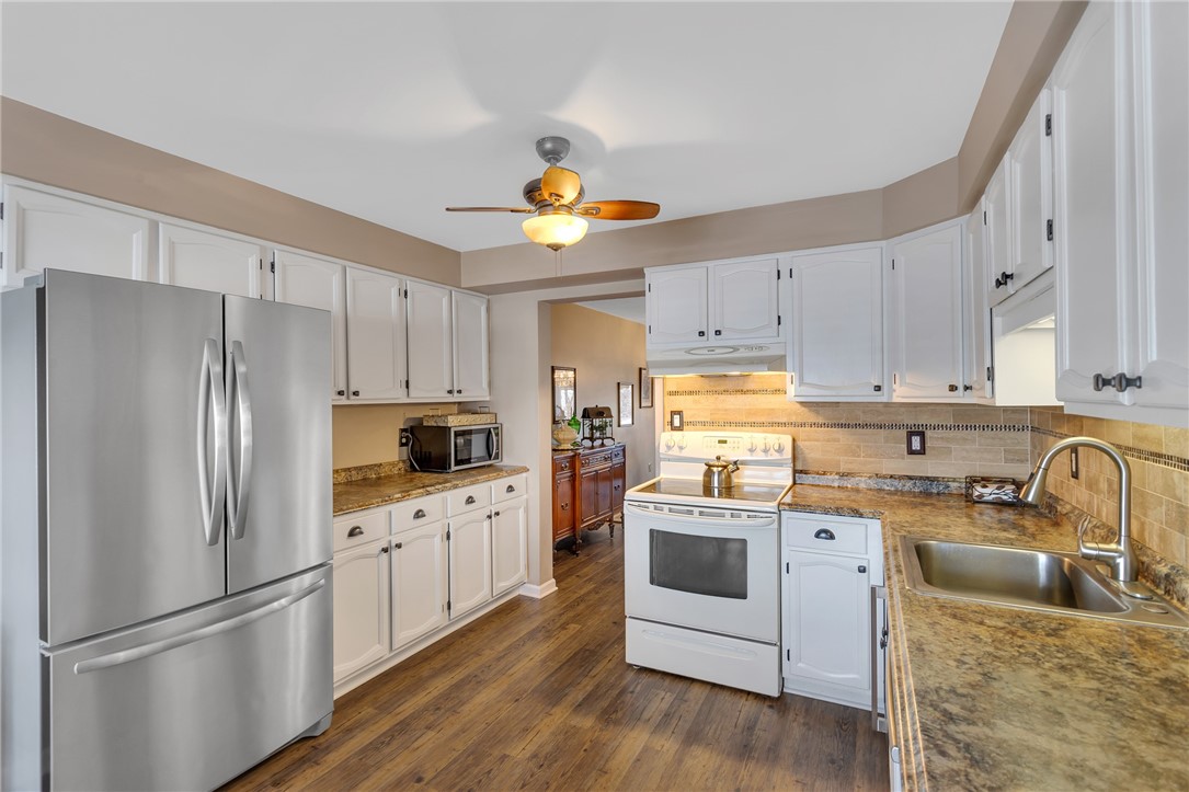 422 Edgetree Ln