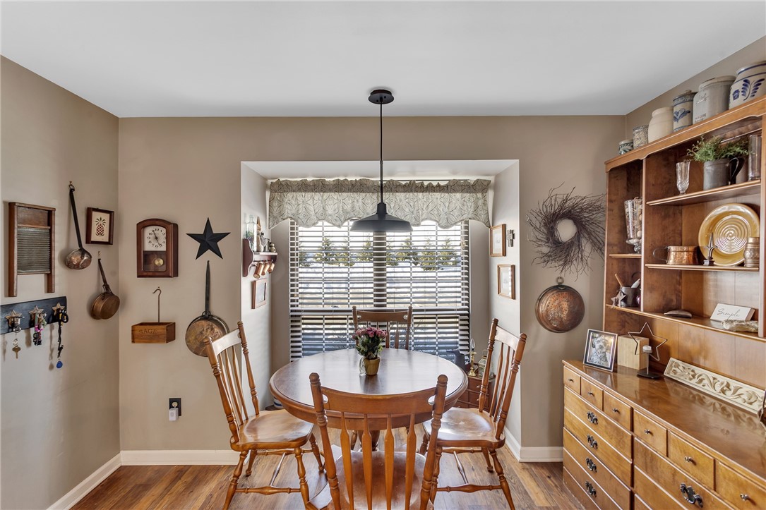 422 Edgetree Ln